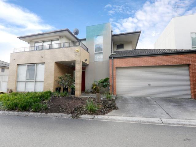 Townhouse for rent in Camerons Creek, Victoria