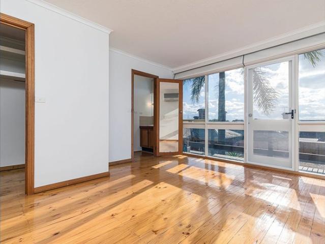 Townhouse for rent in Camerons Creek, Victoria