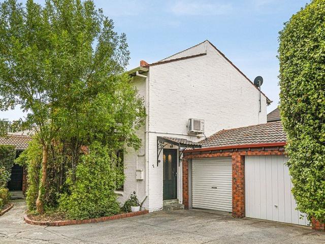 Townhouse for rent in Camerons Creek, Victoria