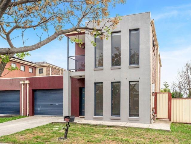 House for rent in Roxburgh Park, Melbourne