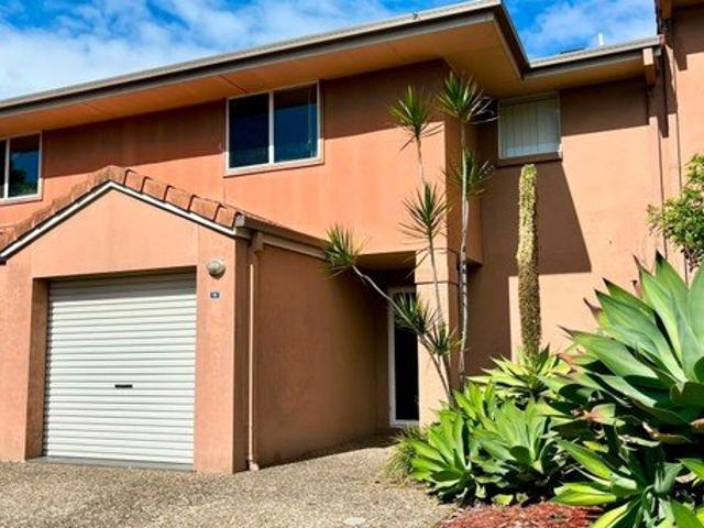 Townhouse for rent in Fernbrook, Queensland