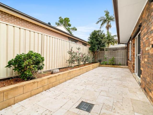 Townhouse for rent in Sutherland, New South Wales
