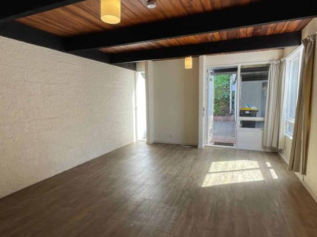 Townhouse for rent in Matata, Wellington