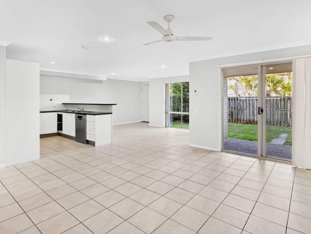 Townhouse for rent in Fernbrook, Queensland