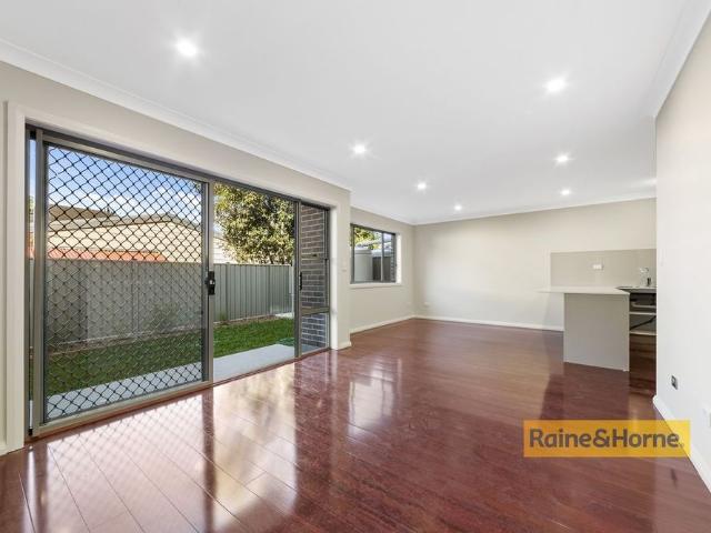 Townhouse for rent in Gosford, New South Wales