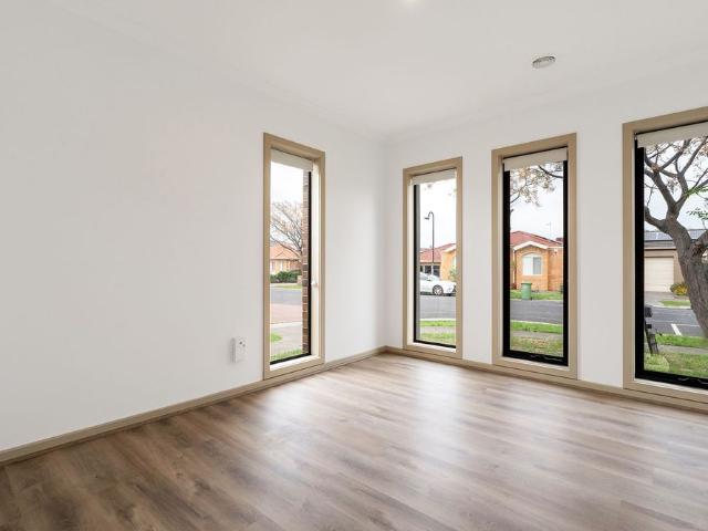 House for rent in Roxburgh Park, Melbourne