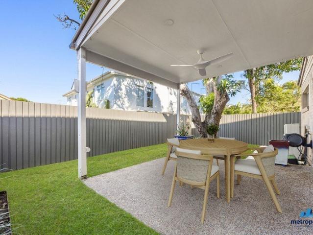 Townhouse for rent in Toombul, Queensland
