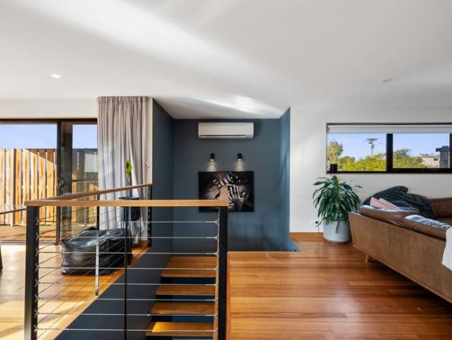 Townhouse for rent in Blackmans Bay, Tasmania