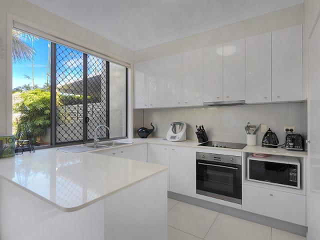Townhouse for rent in Toombul, Queensland