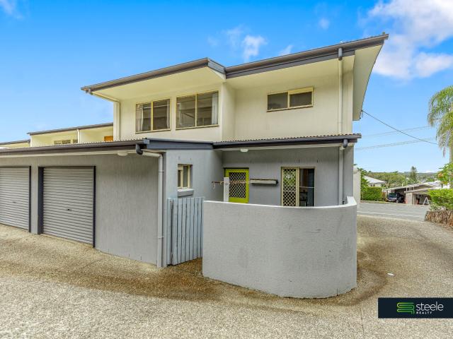 Townhouse for sale in Coolum Beach
