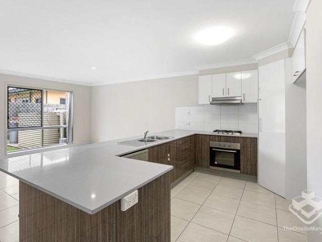 Townhouse for rent in Toombul, Queensland