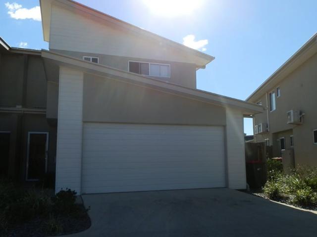 Townhouse for rent in Emerald, Queensland