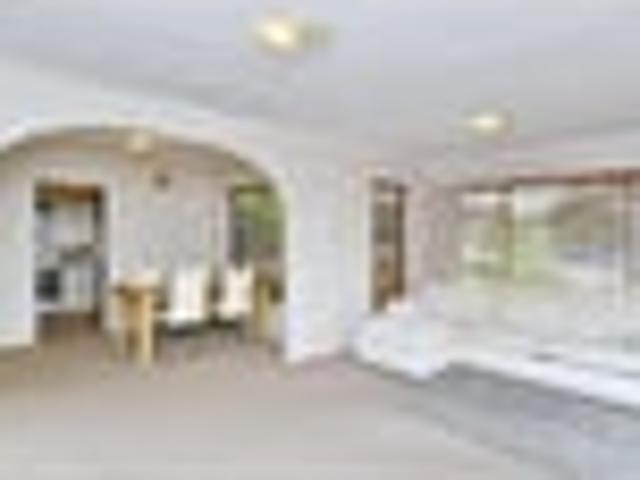 House for sale in Chaslands, Canterbury