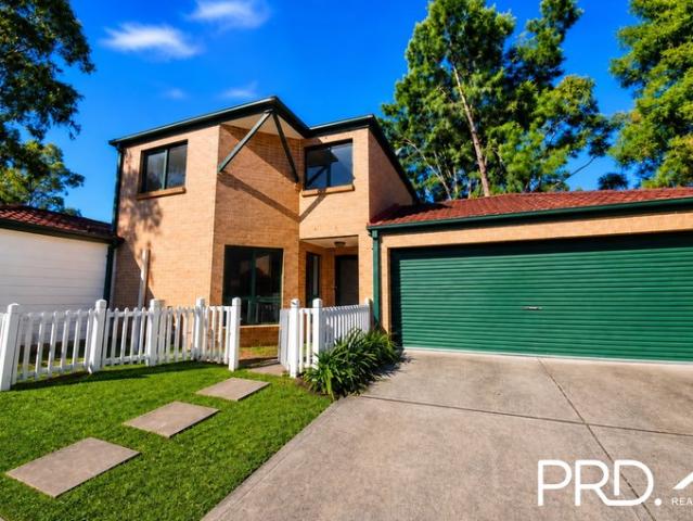Townhouse for sale in Sydney, New South Wales