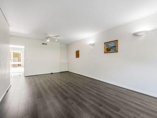 Townhouse for rent in Essendon, Melbourne