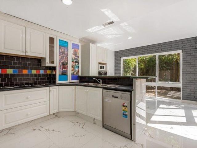 Townhouse for rent in Camerons Creek, Victoria