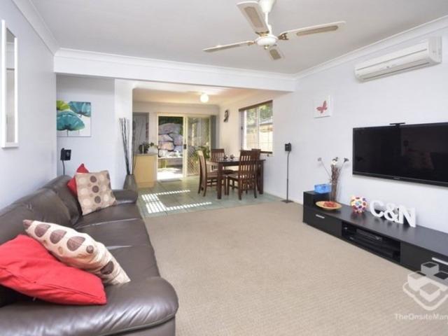 Townhouse for rent in Toombul, Queensland