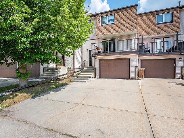 Condo for sale in St. Albert