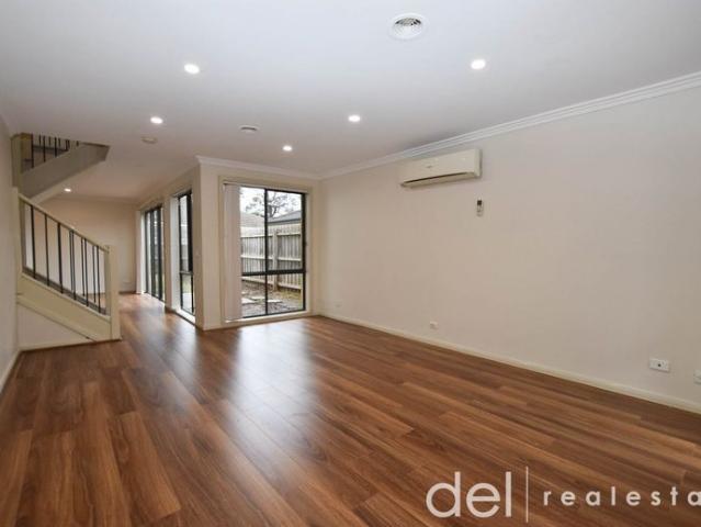 Townhouse for rent in Camerons Creek, Victoria