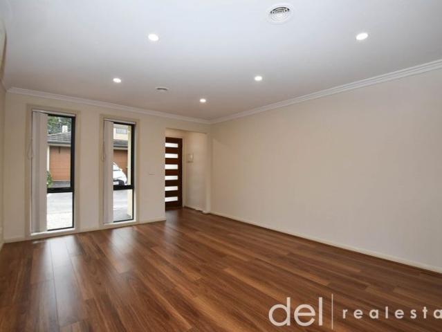 Townhouse for rent in Camerons Creek, Victoria