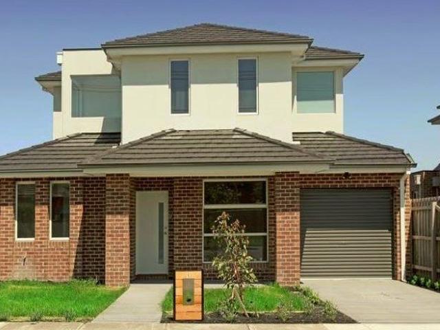 Townhouse for rent in Camerons Creek, Victoria