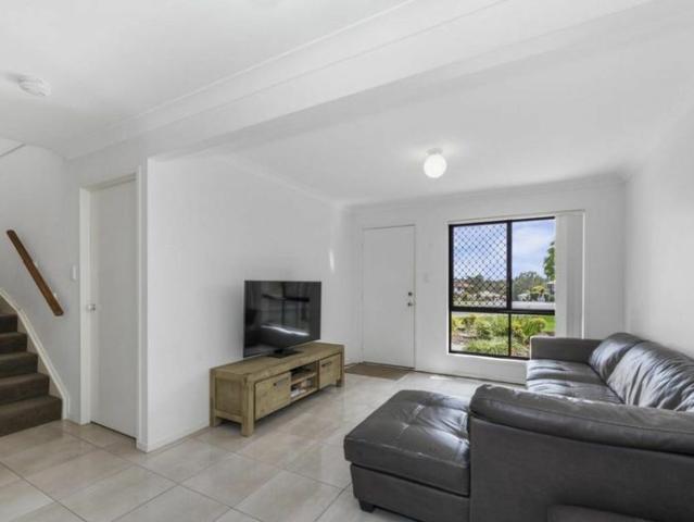 Townhouse for rent in Toombul, Queensland