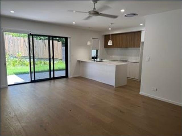Townhouse for rent in Toombul, Queensland
