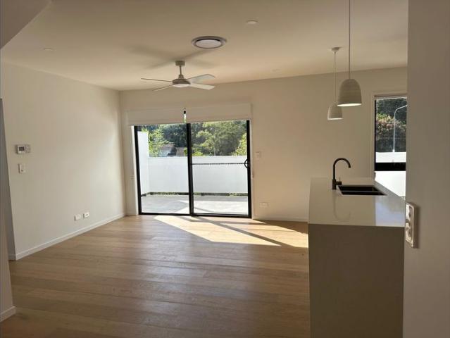 Townhouse for rent in Toombul, Queensland