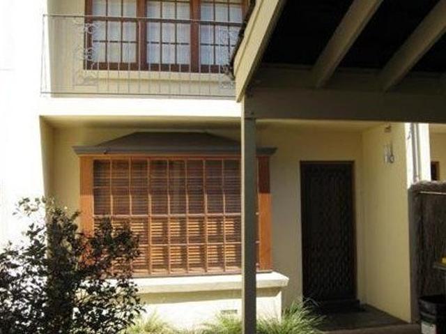 Townhouse for rent in Horseshoe Creek, South Australia