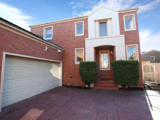 Townhouse for rent in Camerons Creek, Victoria