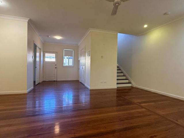 Townhouse for rent in Toombul, Queensland