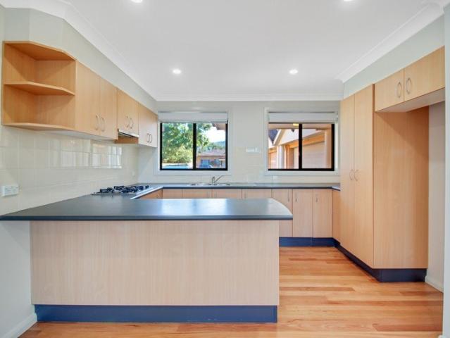 Townhouse for rent in North Wollongong, Wollongong City Council
