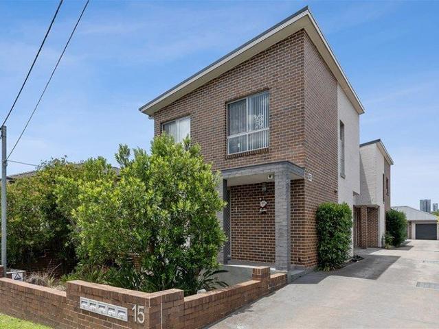 Townhouse for rent in Sydney, New South Wales