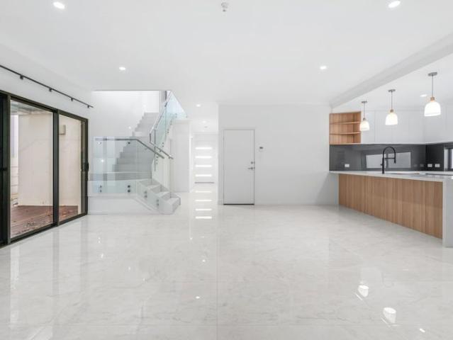 Townhouse for rent in Stirling, Western Australia