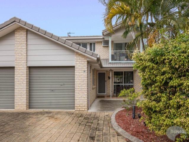 Townhouse for sale in Labrador, Gold Coast City
