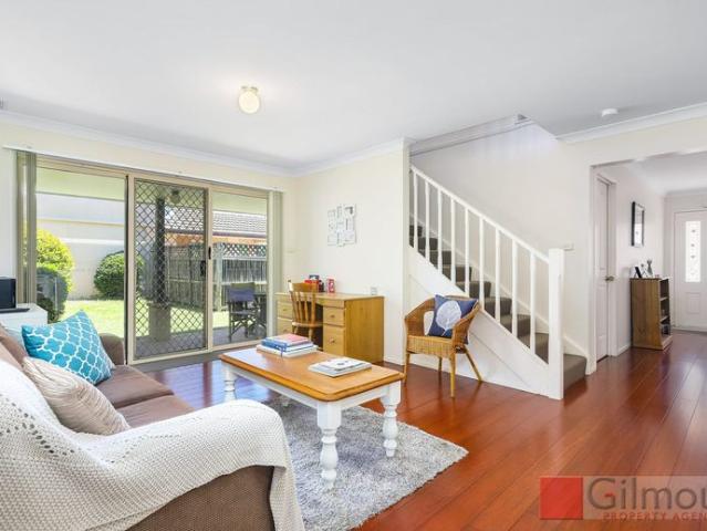 Townhouse for rent in Sydney, New South Wales