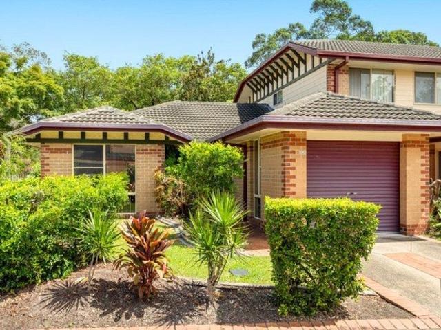 Townhouse for rent in Fernbrook, Queensland