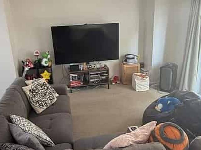 Townhouse for rent in Oratia