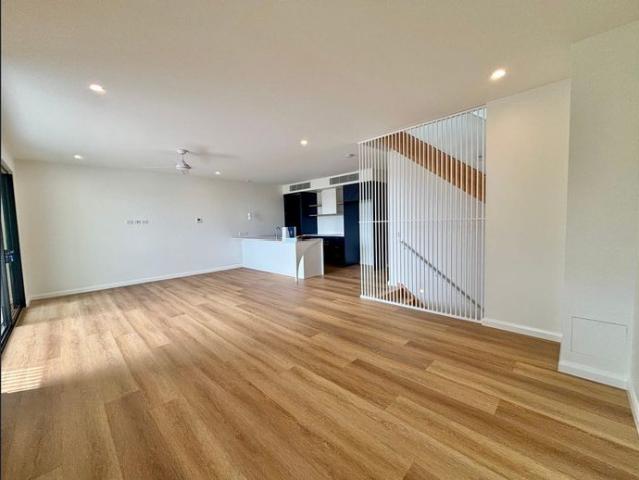 Townhouse for rent in Kings Creek, Queensland