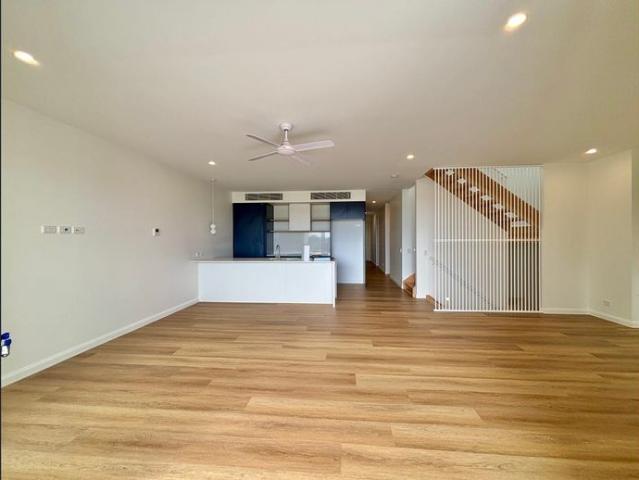 Townhouse for rent in Kings Creek, Queensland