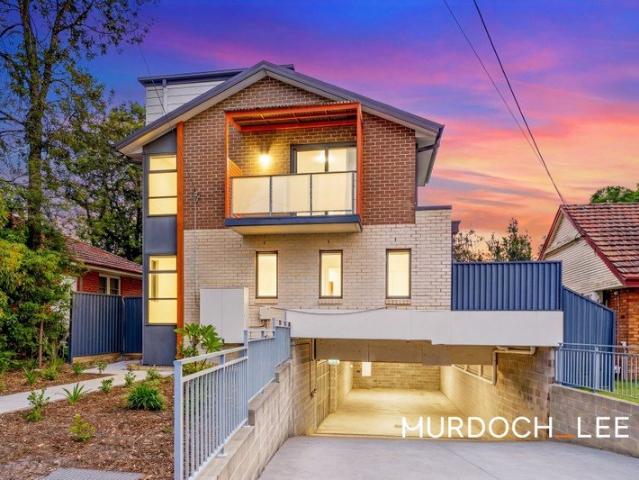 Townhouse for rent in Sydney, New South Wales