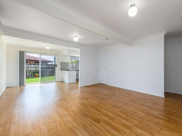 Townhouse for rent in Southport, Gold Coast City