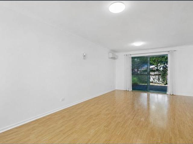 Townhouse for rent in Fernbrook, Queensland