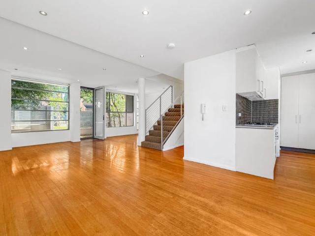 Townhouse for rent in Sydney, New South Wales