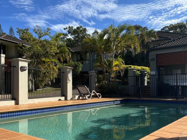 Townhouse for rent in Varsity Lakes, Gold Coast City