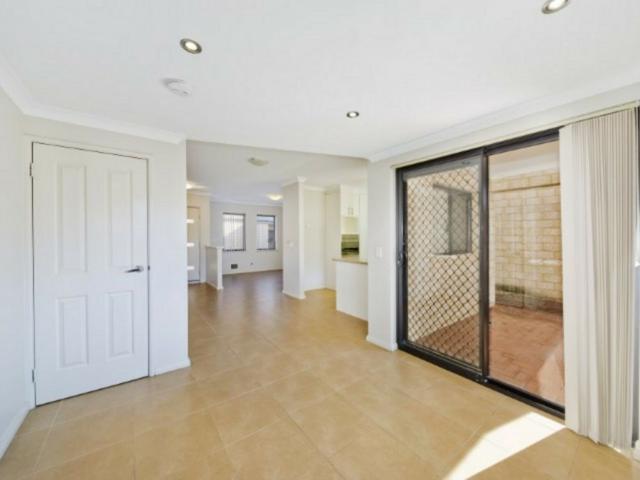 Townhouse for rent in Stirling, Western Australia