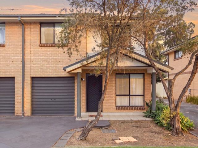 Townhouse for sale in Sydney, New South Wales