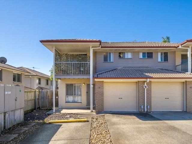 Townhouse for sale in Murrumba Downs