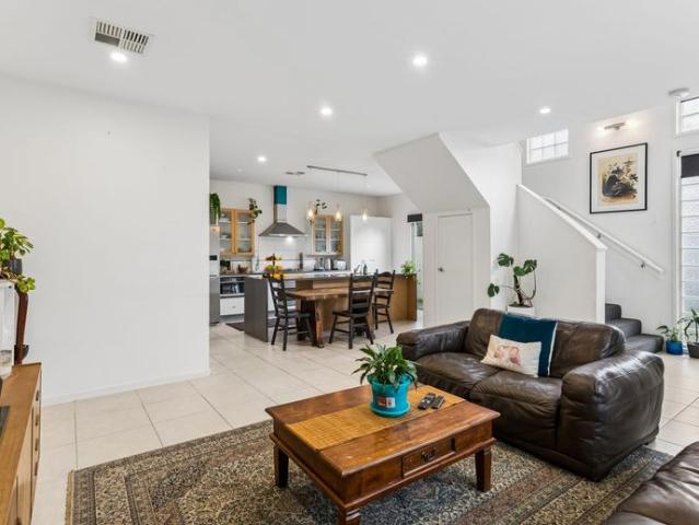 Townhouse for rent in Horseshoe Creek, South Australia
