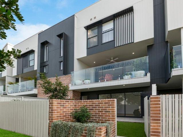 Townhouse for sale in Methul, Queensland